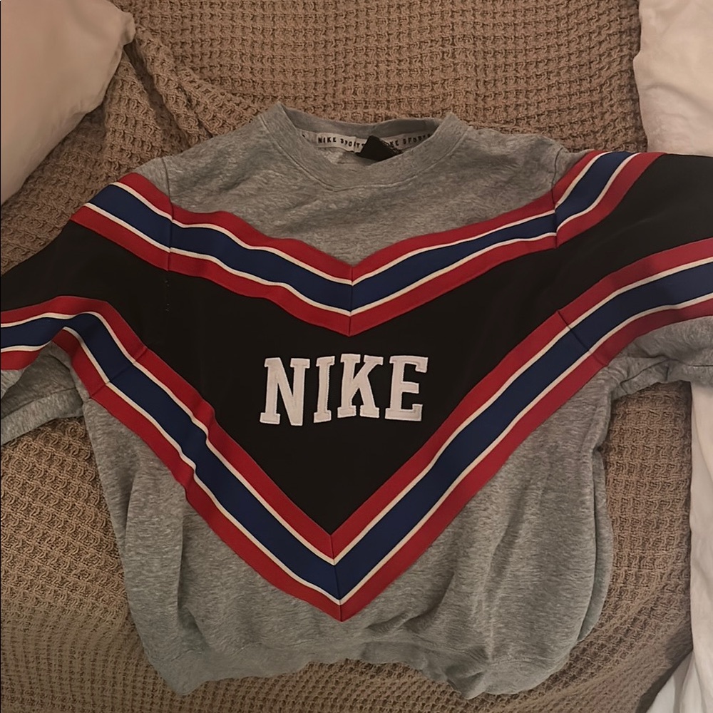 Nike Gray Sweater women’s